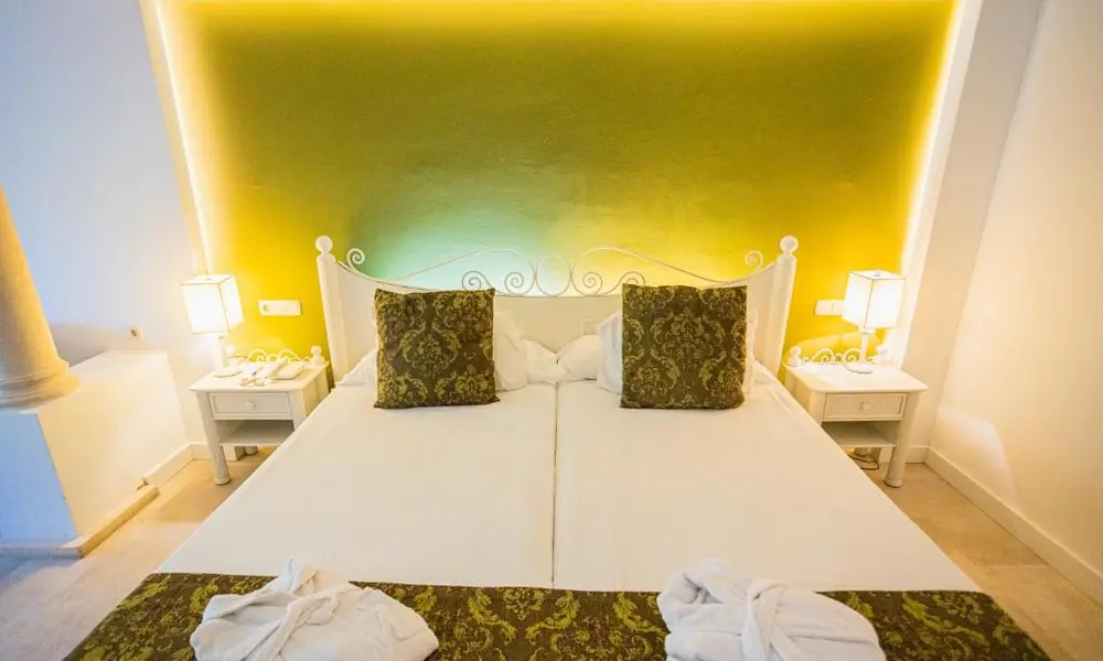 Junior Suite – image 2 of 5