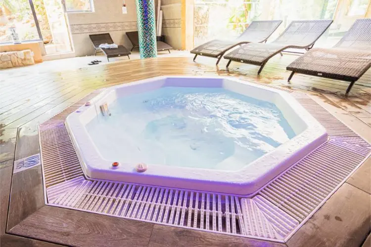 Hydrotherapy – image 2 of 10