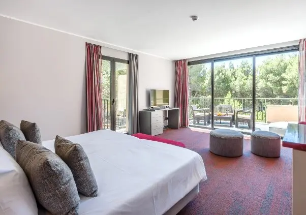 Superior Junior Suite – image 1 of 5