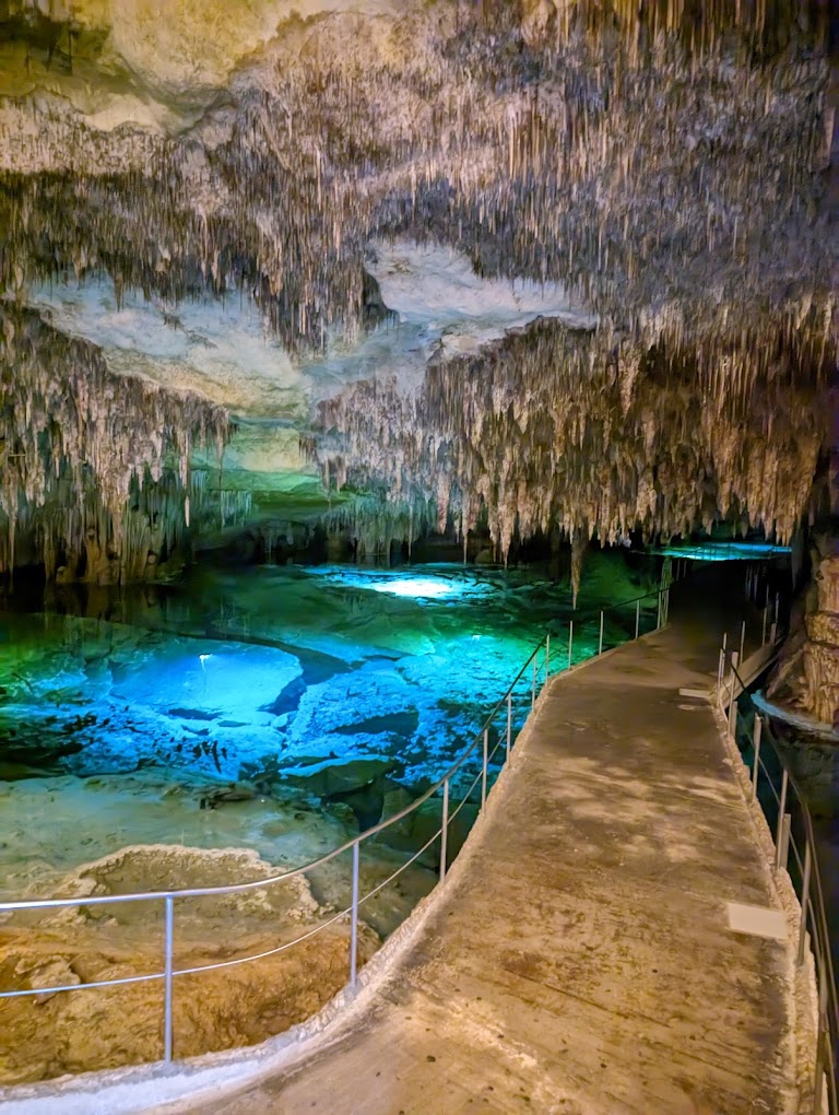 Coves del Drac — Foto 4 von 5